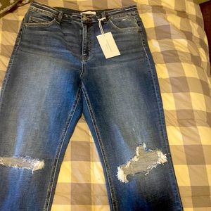 Flying Monkey. Ankle length jeans. Min. distress. Unfinished hem to easily alter